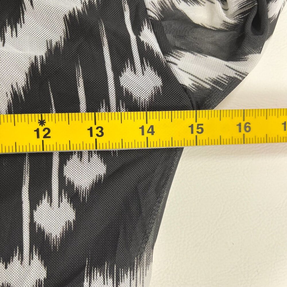 NWOT Farm Rio Pineapple Ikat Tulle Midi Dress Long Sleeves Size M Black White - Picture 11 of 13